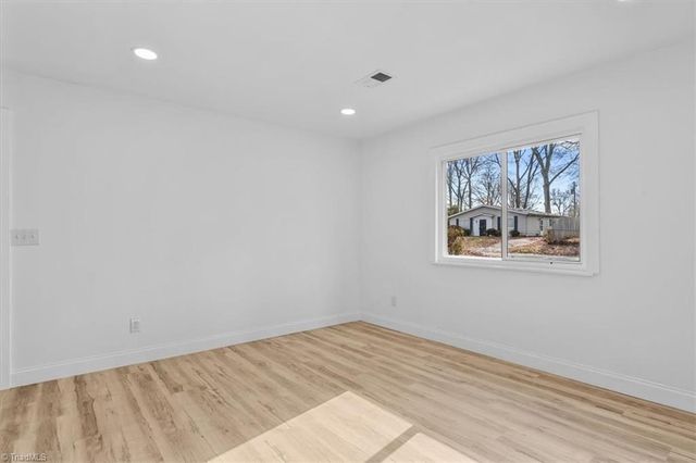 312 Spicewood Drive, Greensboro, NC 27405