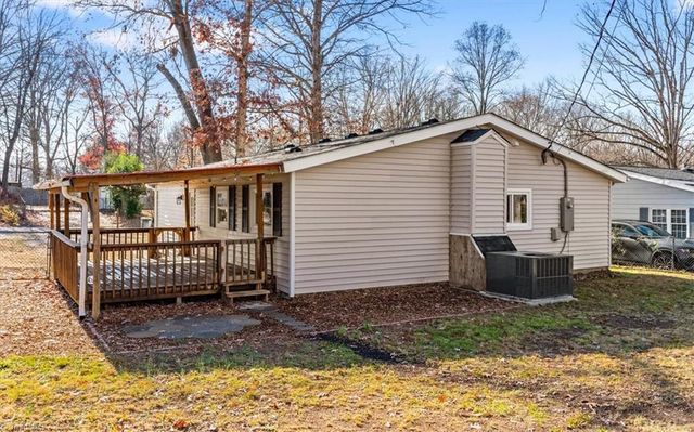 312 Spicewood Drive, Greensboro, NC 27405