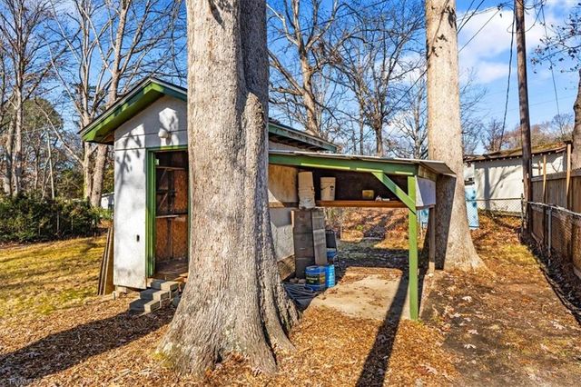 312 Spicewood Drive, Greensboro, NC 27405