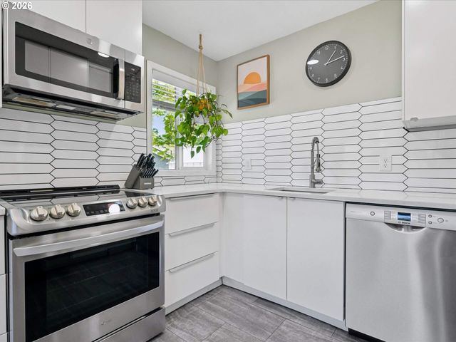 11580 Se 34TH Ave, Milwaukie, OR 97222