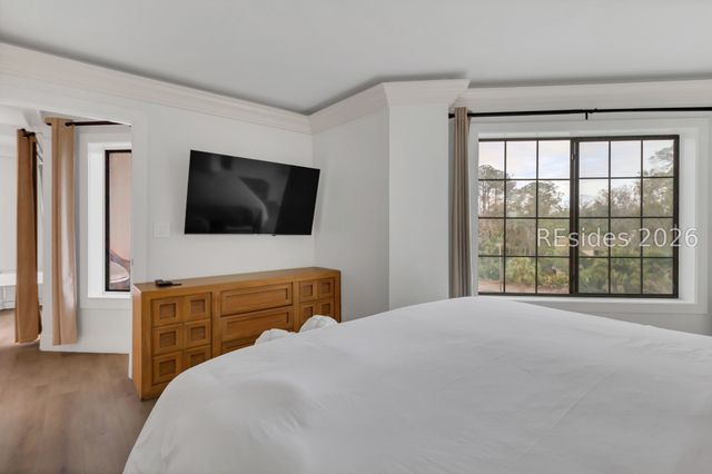 10 Lemoyne Ave Apt 412, Hilton Head Island, SC 29928