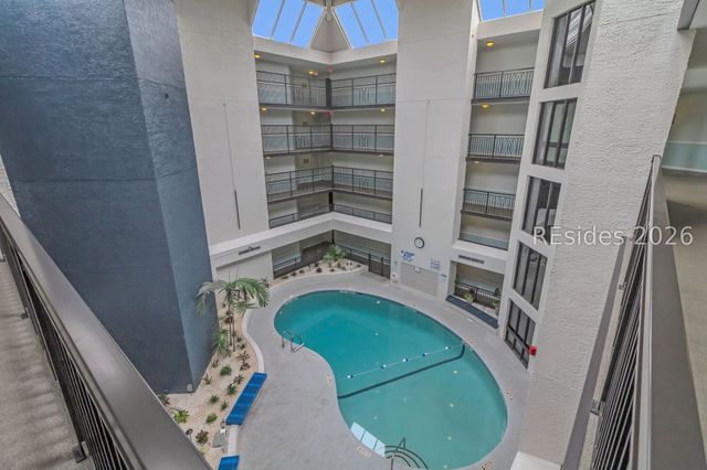 10 Lemoyne Ave Apt 412, Hilton Head Island, SC 29928