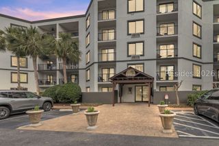 10 Lemoyne Ave Apt 412, Hilton Head Island, SC 29928