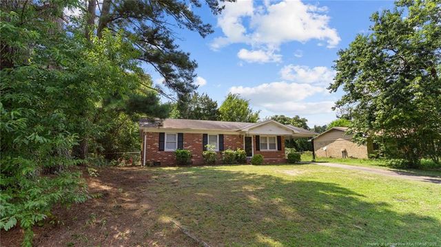 1726 Berriedale Drive, Fayetteville, NC 28304