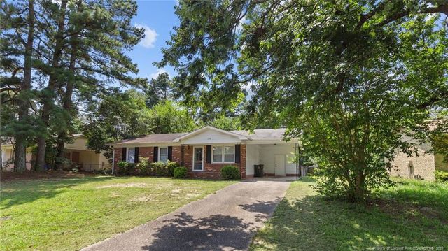 1726 Berriedale Drive, Fayetteville, NC 28304