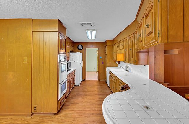 7610 Bosque Boulevard, Woodway, TX 76712