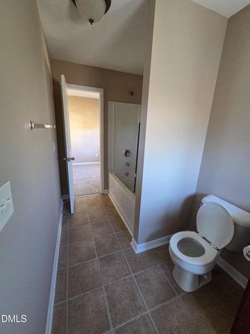 100 Stratford Lakes Drive 162, Durham, NC 27713