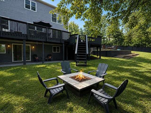 8674 Durbin Lane, Crown Point, IN 46307