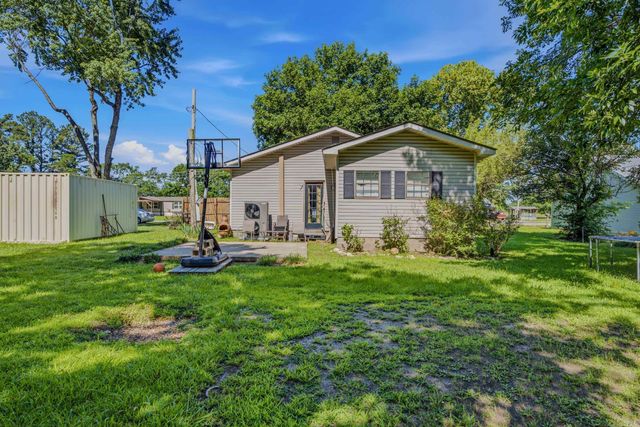 204 Peach Street, Harrisburg, AR 72432
