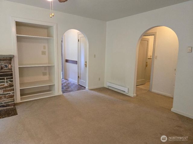 1302 33rd Avenue NE, Olympia, WA 98506