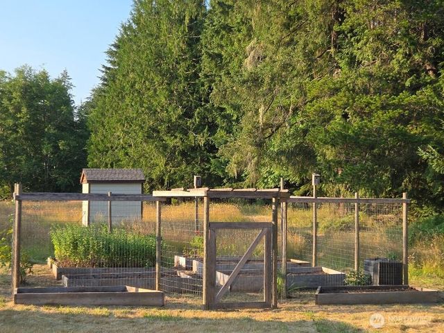 1302 33rd Avenue NE, Olympia, WA 98506