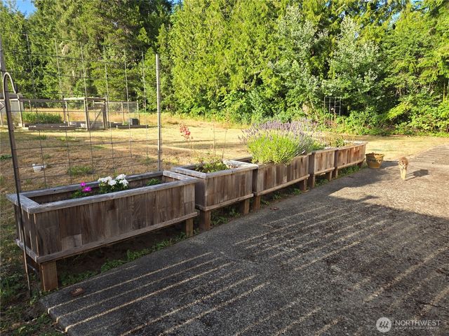 1302 33rd Avenue NE, Olympia, WA 98506