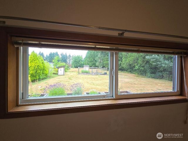 1302 33rd Avenue NE, Olympia, WA 98506