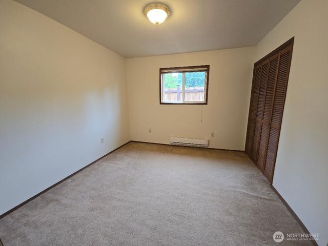 1302 33rd Avenue NE, Olympia, WA 98506