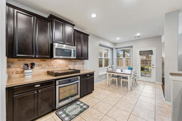 9962 Norhill Heights Lane, Brookshire, TX 77423