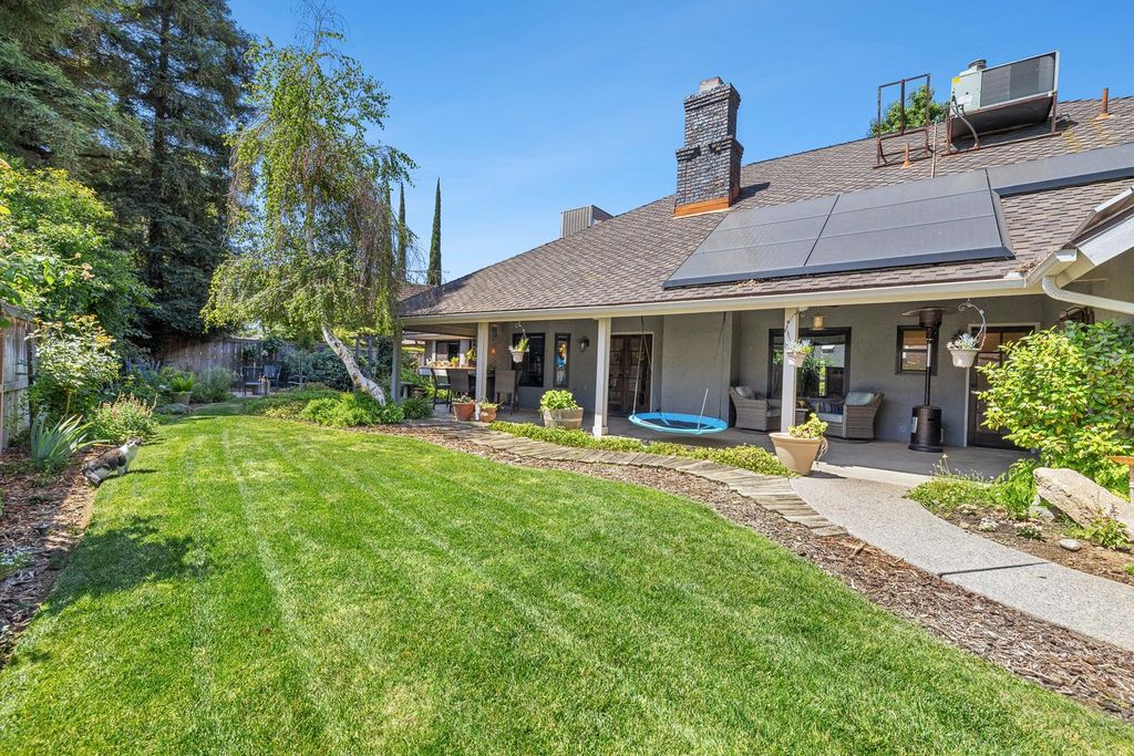 Image 18 of property listing at 580 E Salem Avenue, Fresno, CA 93720