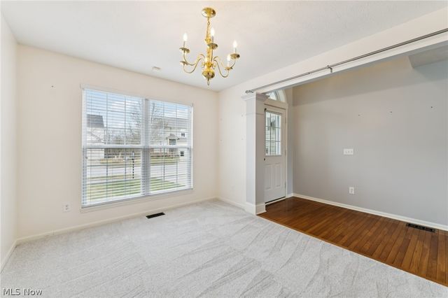 2352 Becket Circle, Stow, OH 44224