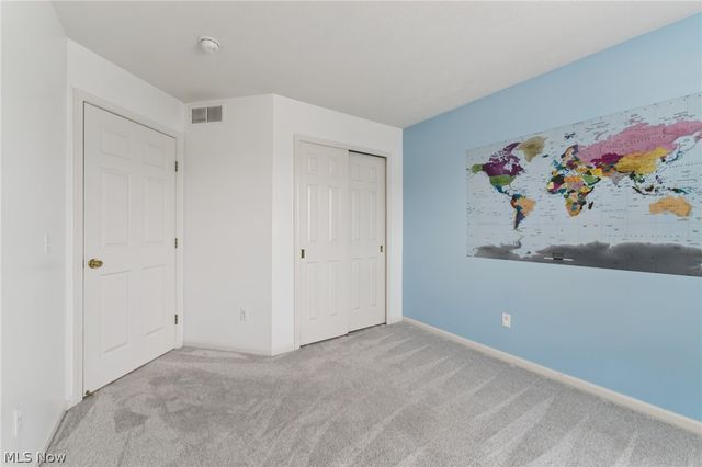 2352 Becket Circle, Stow, OH 44224