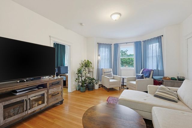 87 Broad St 3, Lynn, MA 01902
