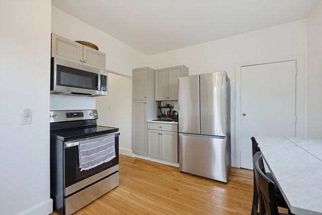 87 Broad St 3, Lynn, MA 01902