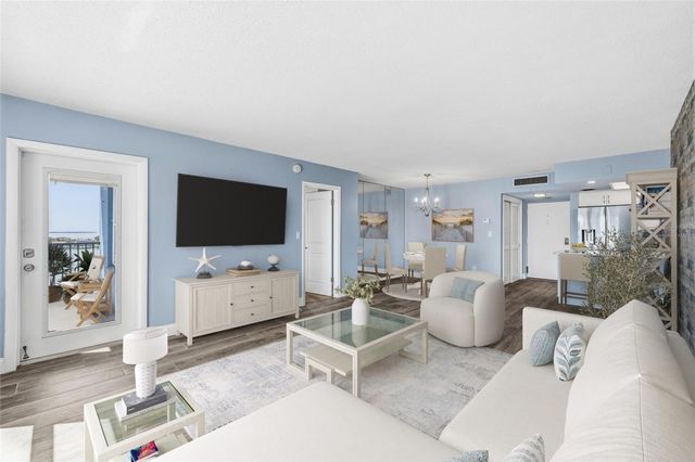 5220 BRITTANY DR S 901, St Petersburg, FL 33715