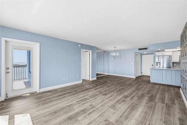 5220 BRITTANY DR S 901, St Petersburg, FL 33715