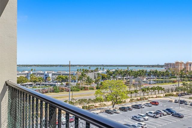 5220 BRITTANY DR S 901, St Petersburg, FL 33715