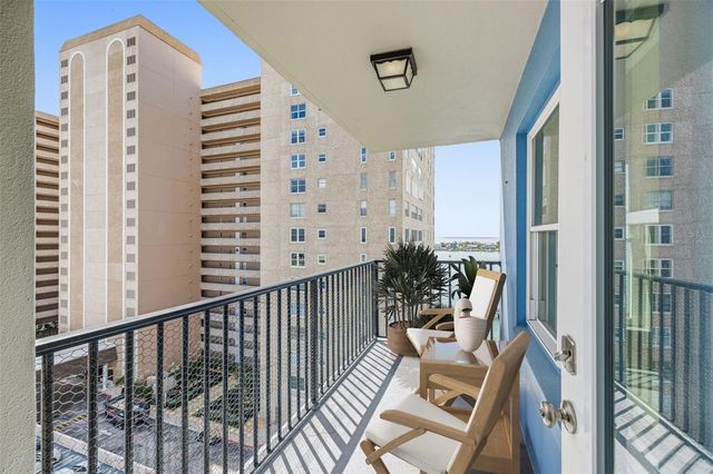 5220 BRITTANY DR S 901, St Petersburg, FL 33715