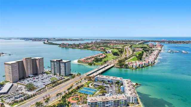 5220 BRITTANY DR S 901, St Petersburg, FL 33715