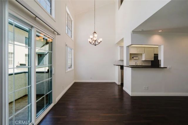 21529 Saticoy Street 217, Canoga Park, CA 91304
