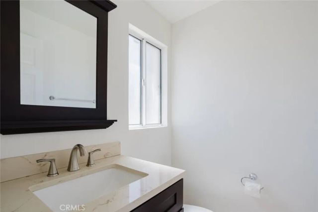 21529 Saticoy Street 217, Canoga Park, CA 91304