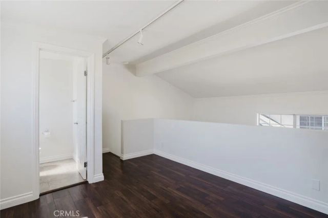 21529 Saticoy Street 217, Canoga Park, CA 91304