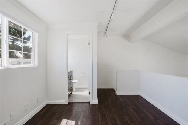21529 Saticoy Street 217, Canoga Park, CA 91304