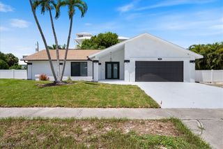 1996 Sheffield AVE, Marco Island, FL 34145
