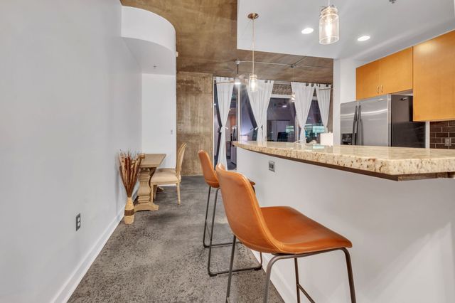 301 Demonbreun St Unit 1418, Nashville, TN 37201