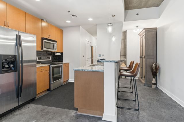 301 Demonbreun St Unit 1418, Nashville, TN 37201