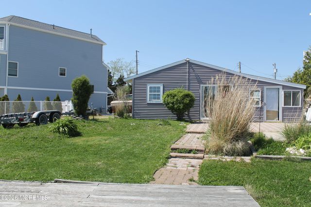 45 S Portland Drive, Little Egg Harbor, NJ 08087