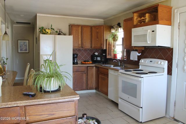 45 S Portland Drive, Little Egg Harbor, NJ 08087