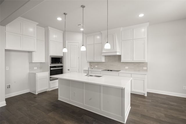 805 Monza Drive, Midlothian, TX 76065