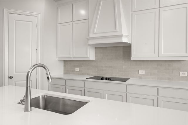 805 Monza Drive, Midlothian, TX 76065