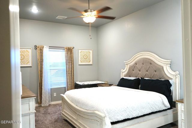 13721 Villa Vista Avenue, Horizon City, TX 79928