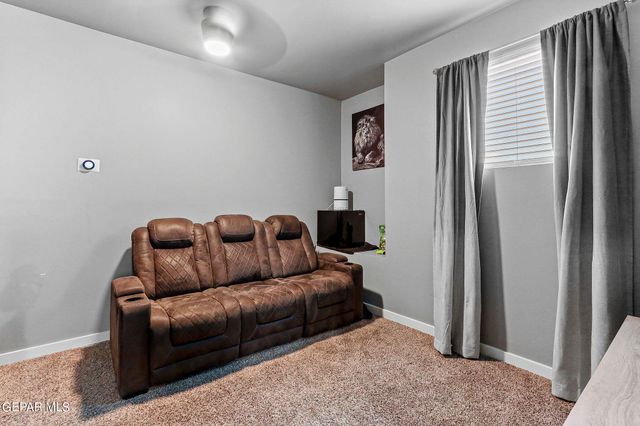 13721 Villa Vista Avenue, Horizon City, TX 79928