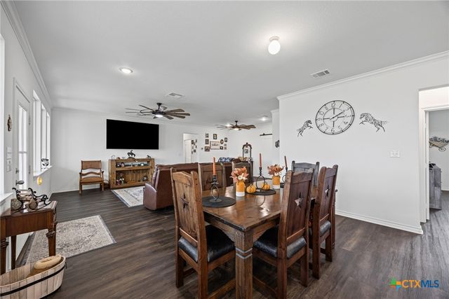 240 Oil Field Road, Lockhart, TX 78644