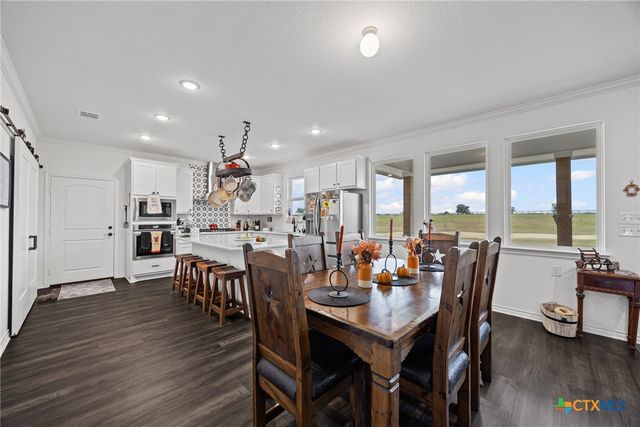 240 Oil Field Road, Lockhart, TX 78644