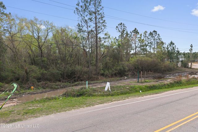 9252 Canal Road, Gulfport, MS 39503