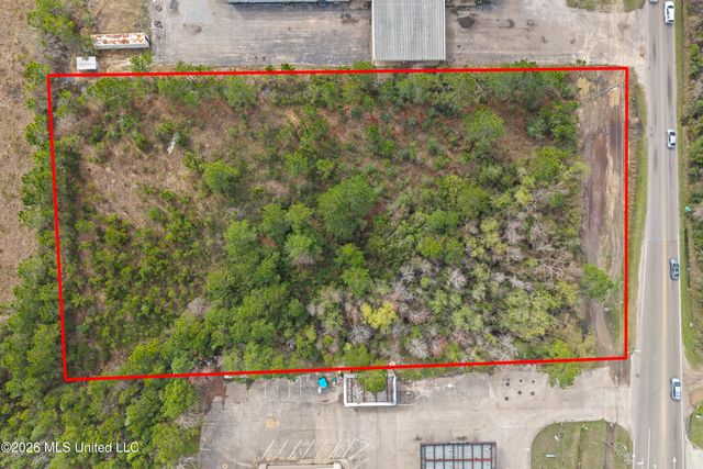 9252 Canal Road, Gulfport, MS 39503