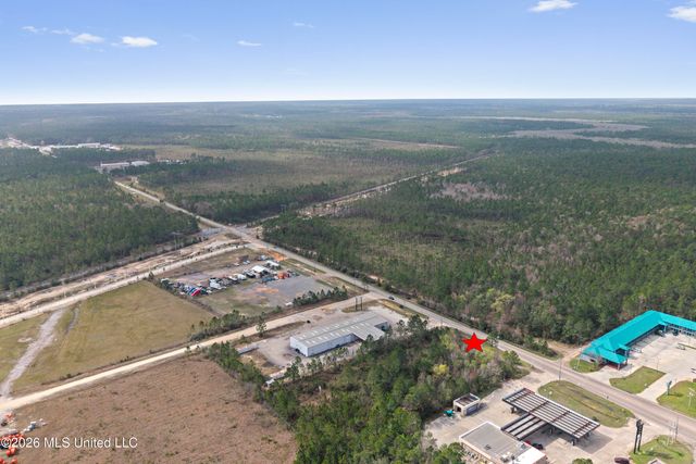 9252 Canal Road, Gulfport, MS 39503