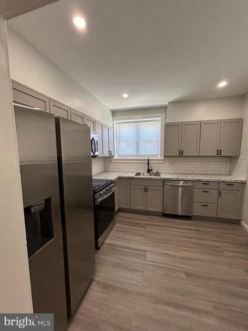 46 LAMPORT RD, Upper Darby, PA 19082