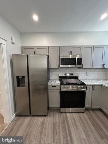 46 LAMPORT RD, Upper Darby, PA 19082