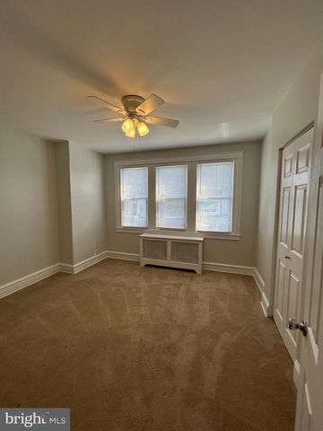 46 LAMPORT RD, Upper Darby, PA 19082